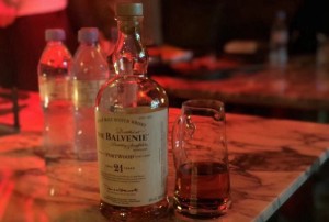 探寻杭州东方纯KTV联系方式：电话号码及更多详情