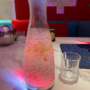 杭州中大银泰KTV：尊享豪华包间与透明价格一览