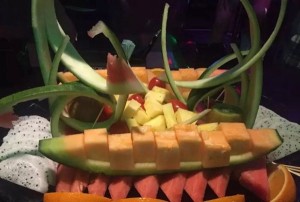 杭州小费高的ktv招聘包厢陪唱,招聘联系方式是什么