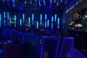 杭州余杭区余杭街道附近ktv招聘包厢气氛租,工作好做吗？