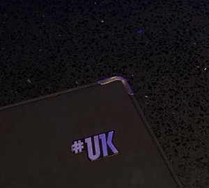 杭州中高档夜场ktv招聘模特佳丽,中午管饭吗？