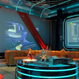 杭州临安区河桥镇附近ktv招聘现场DJ,过年放假吗？