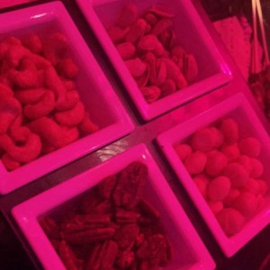 探寻杭州麦霸圣地：顶级KTV娱乐中心地址揭秘