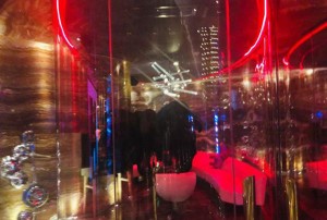 杭州滨江区长河街道附近酒吧招聘包厢服务员,还有哪些职位