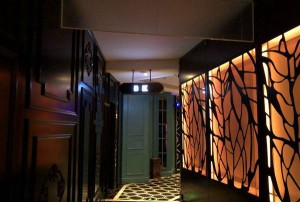 杭州富阳区万市镇附近夜总会招聘商务接待,是当天上班当天发薪吗？