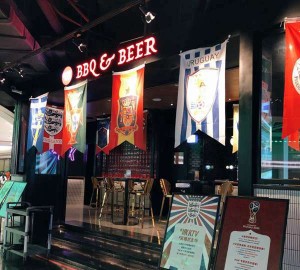 杭州富阳区富春街道附近夜场招聘女服务员,(不压工资待遇好的)