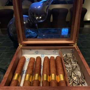 杭州顶级酒吧招聘包厢公主,人员的工作规定和考核标准是怎样的？