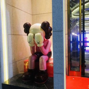 杭州富阳区永昌镇附近夜总会招聘女服务员,加班双倍工资吗？
