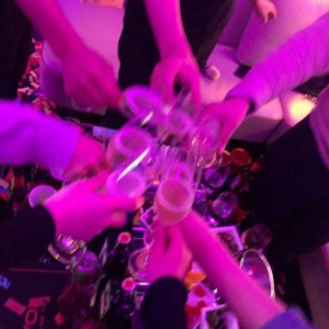 揭秘杭州KTV行业真实薪资水平与职业前景