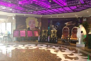 杭州富阳区湖源乡附近夜总会招聘包厢服务员,全职上班收入多少