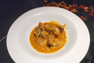 杭州临安区清凉峰镇附近夜场招聘女服务生,(不用交台费)