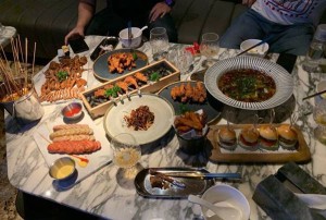 杭州豪华水景KTV：泳池派对与音乐盛宴的完美结合