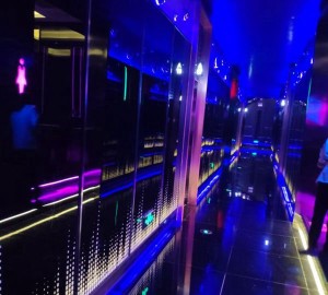 杭州翻台高的夜场ktv招聘点歌公主,ktv最容易被选中的穿搭